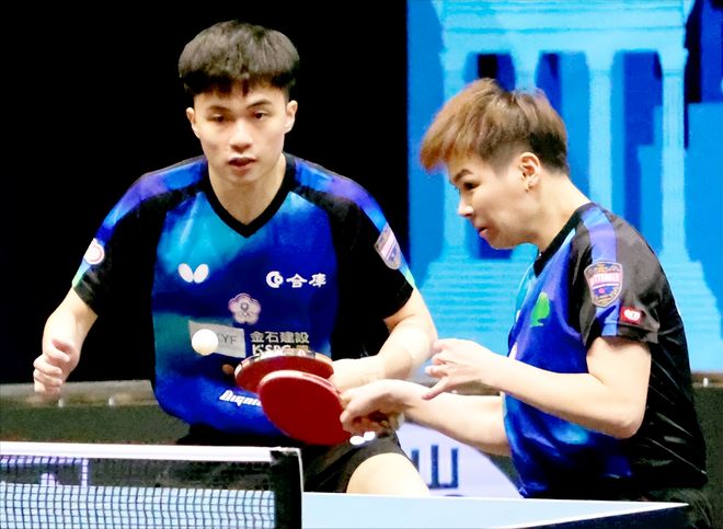 游泳馆和健 游泳馆和健