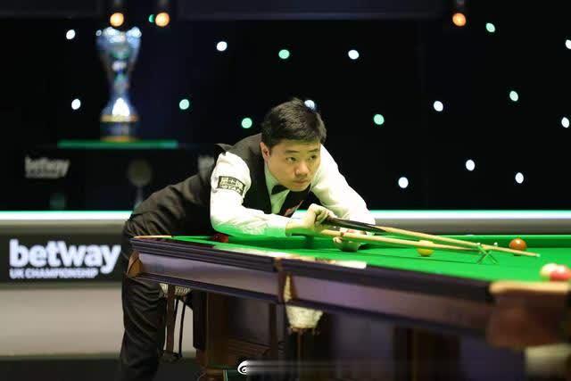 并没有表现 并没有表现