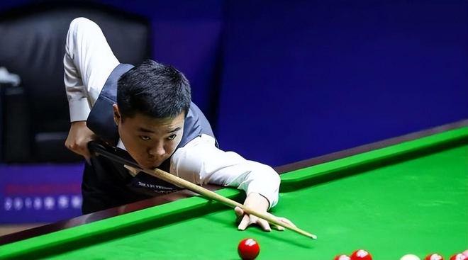 卡利亚里的 卡利亚里的