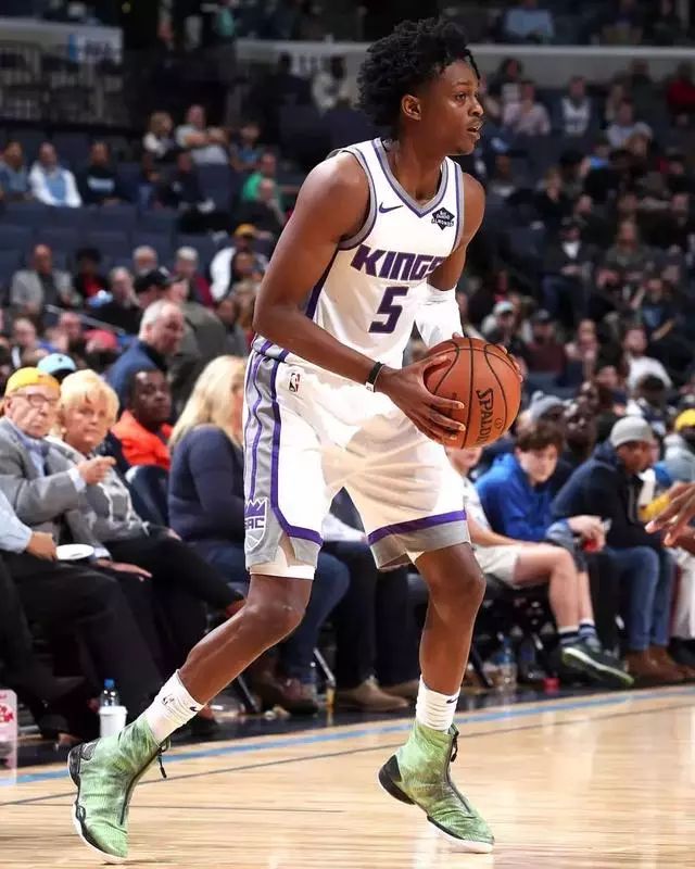 空间将更依 空间将更依