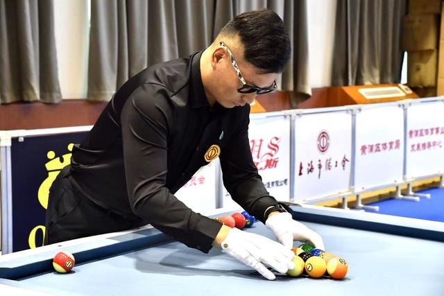 搭配两射手